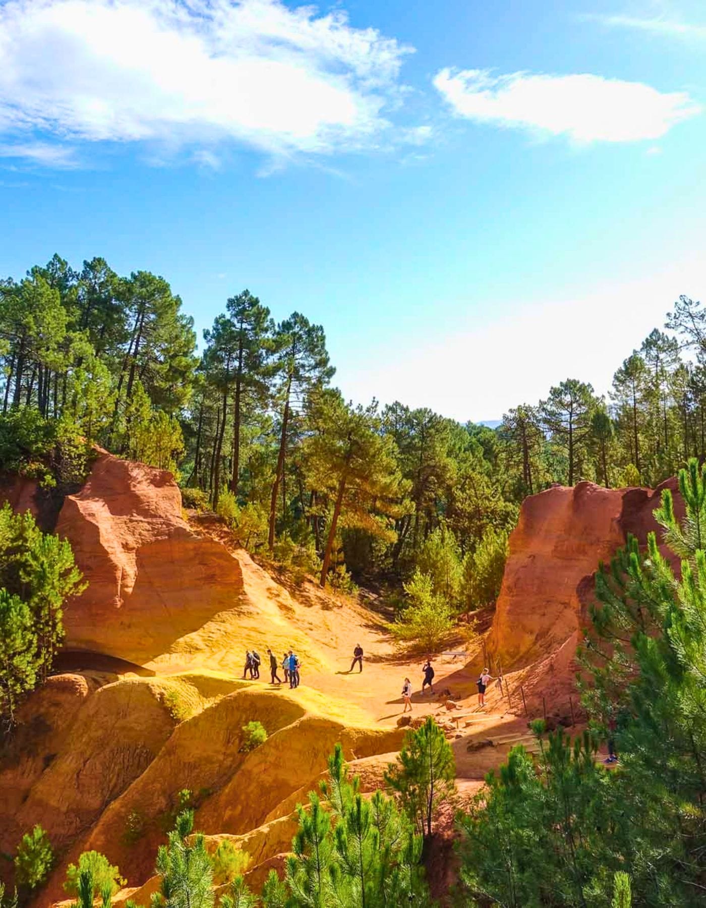 Villa-proche-du-Sentier-des-Ocres-1